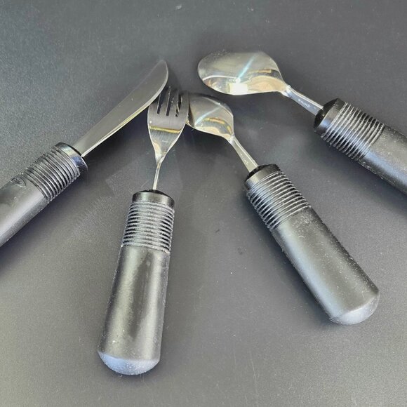 OXO - Made in China - Flatware - Good Grip - Set of 4 - Picture 2 of 9